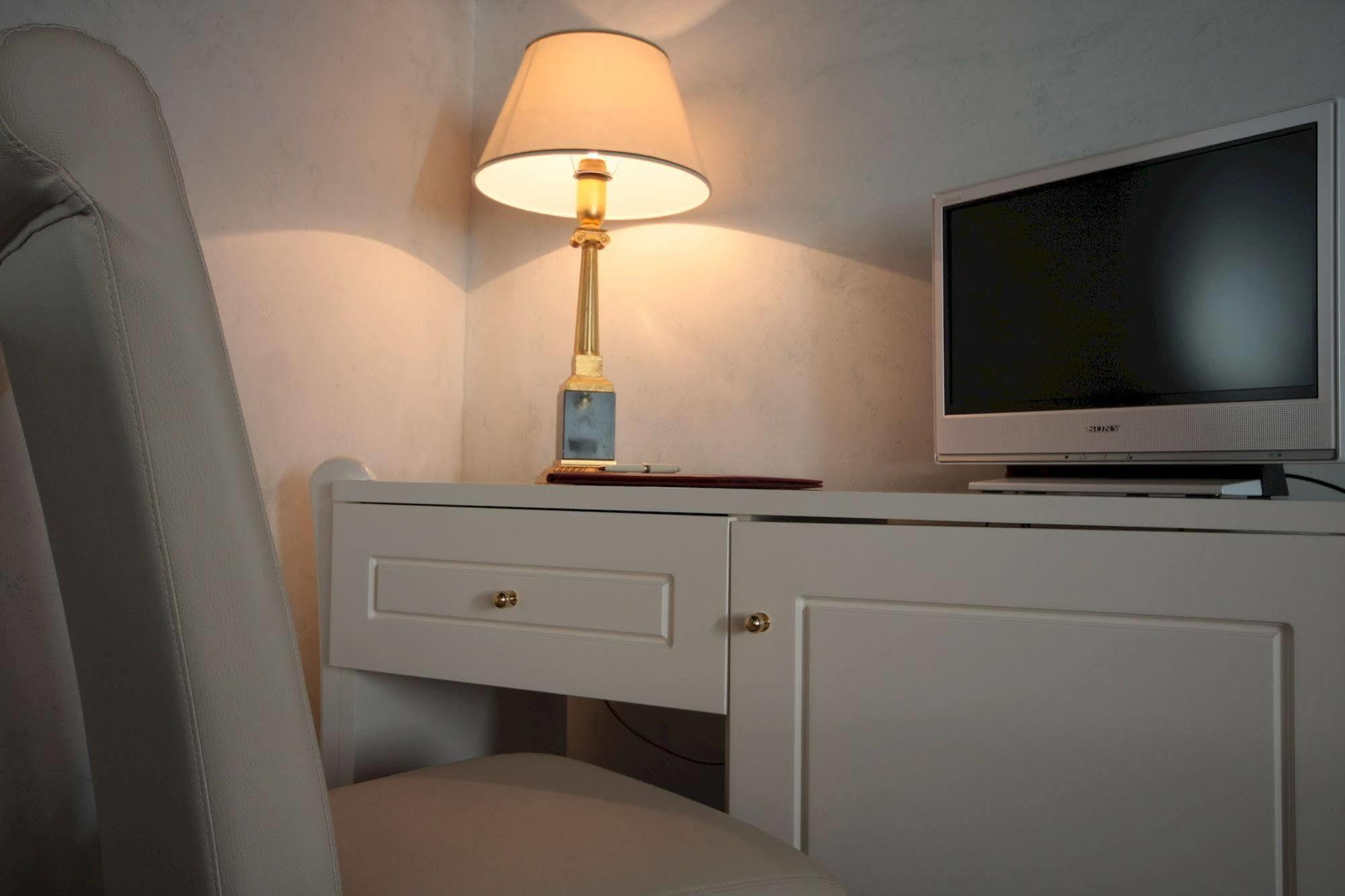 Hotel Rojan Sulmona Esterno foto