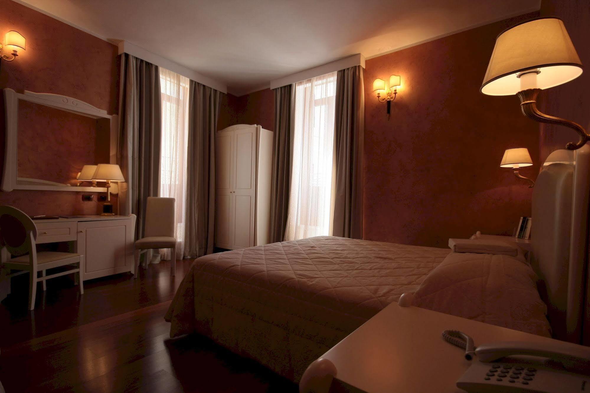 Hotel Rojan Sulmona Esterno foto